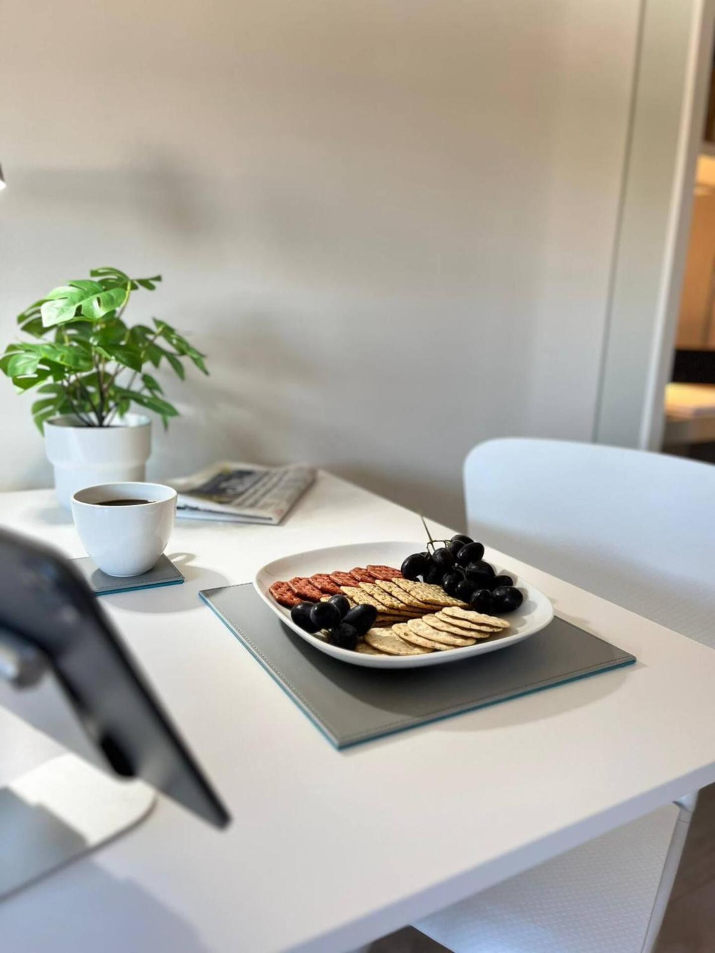 Apt 12 Luxury Living Chic Studio Steps From Beach Μπράιτον Εξωτερικό φωτογραφία